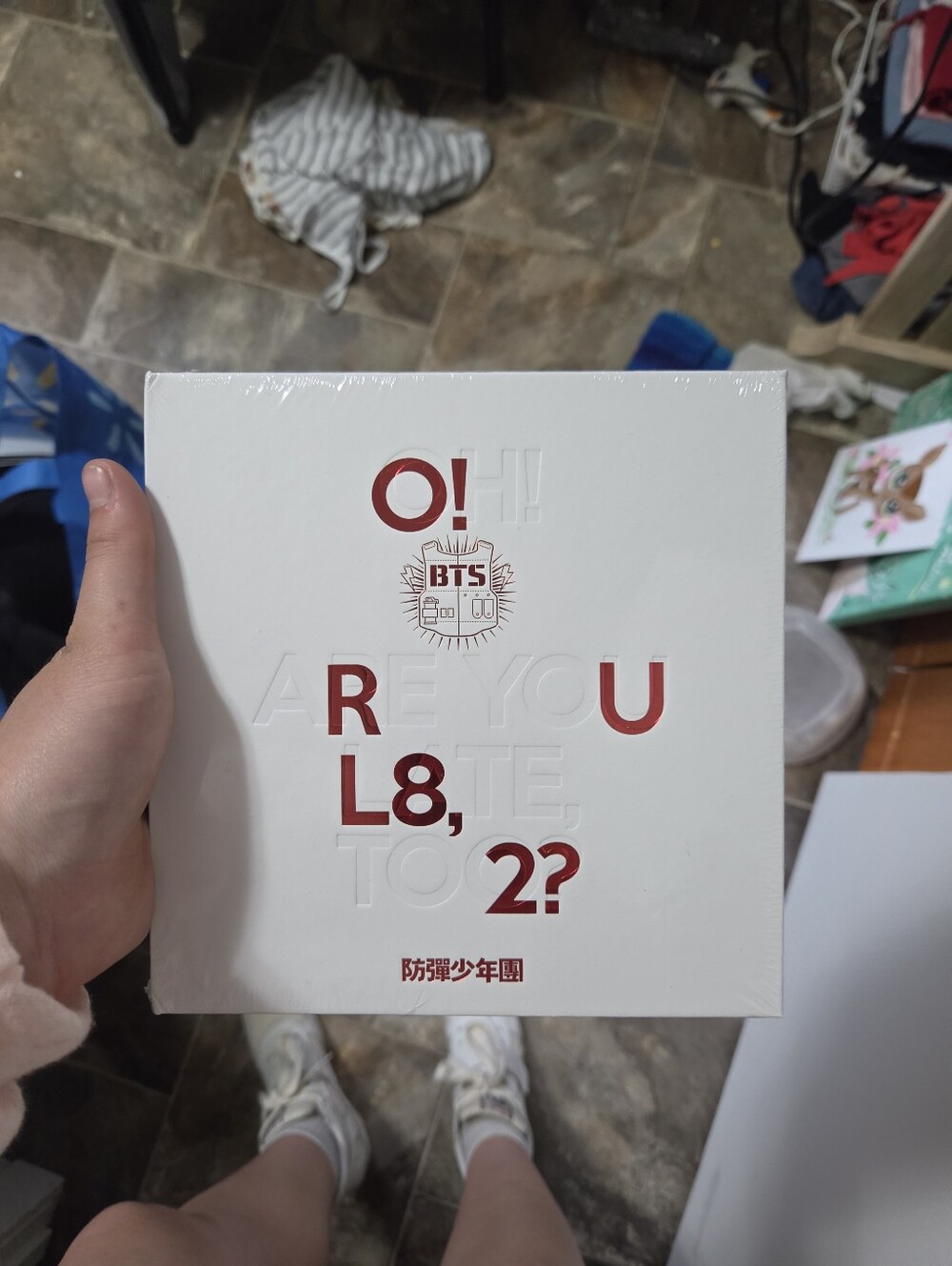 BTS O!RUL8,2? Album - White & Red Edition and BTS love yourself poster